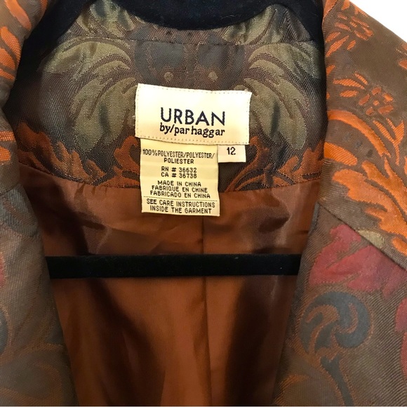 Stunning Women’s Blazer in Beautiful Fall Colours - Picture 7 of 9